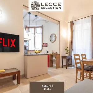 Rubichi 6 - Old Town Sit Apartment